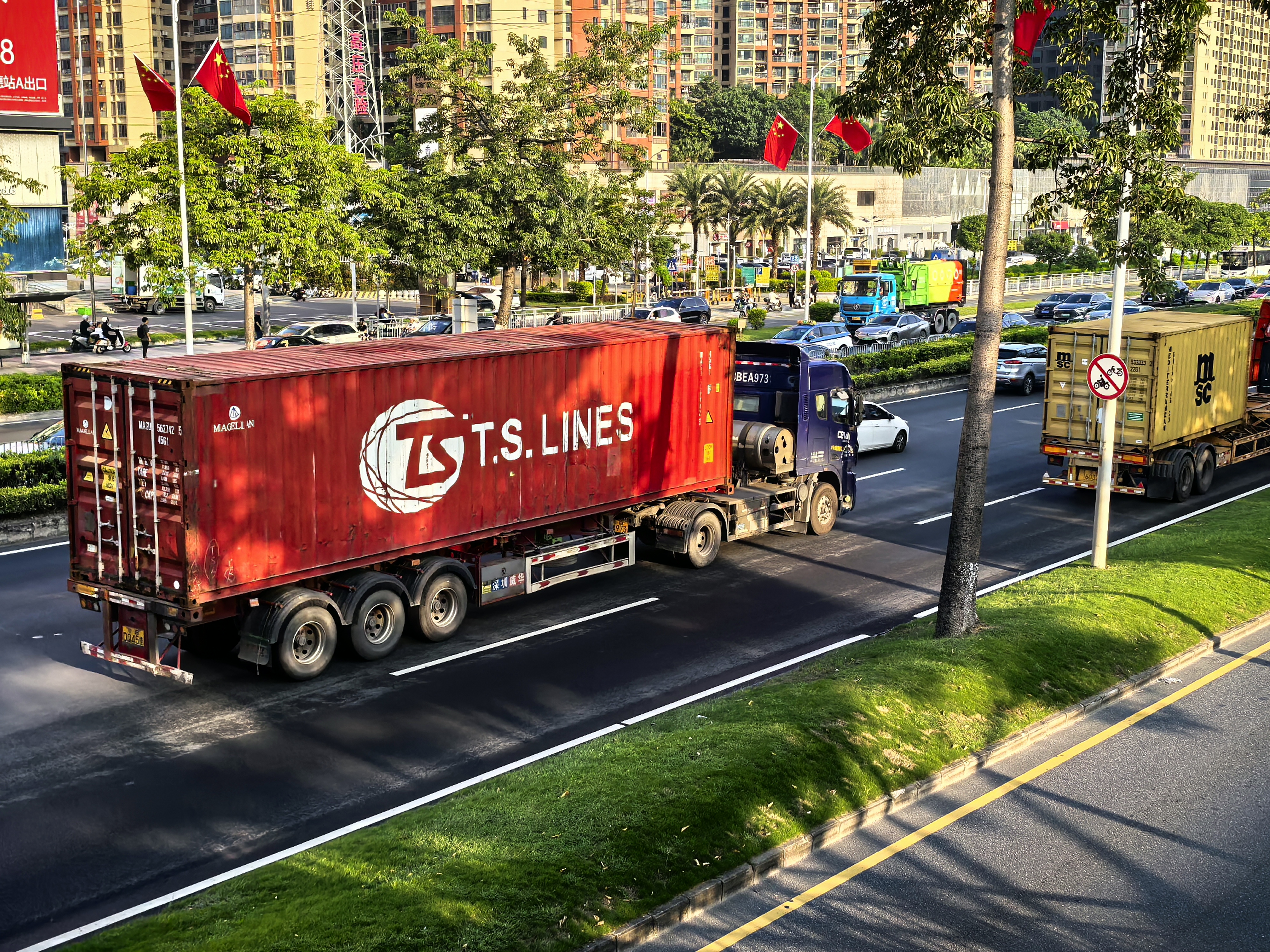 DHL international express shipping rates from China to Greenland