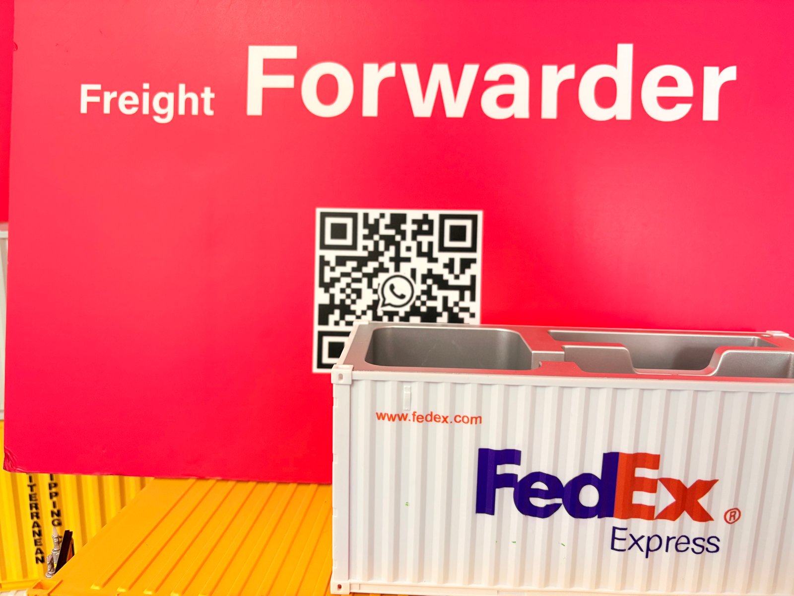 FedEx Express from China to UK